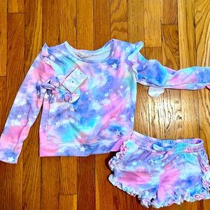 NWT size 4T kids short set